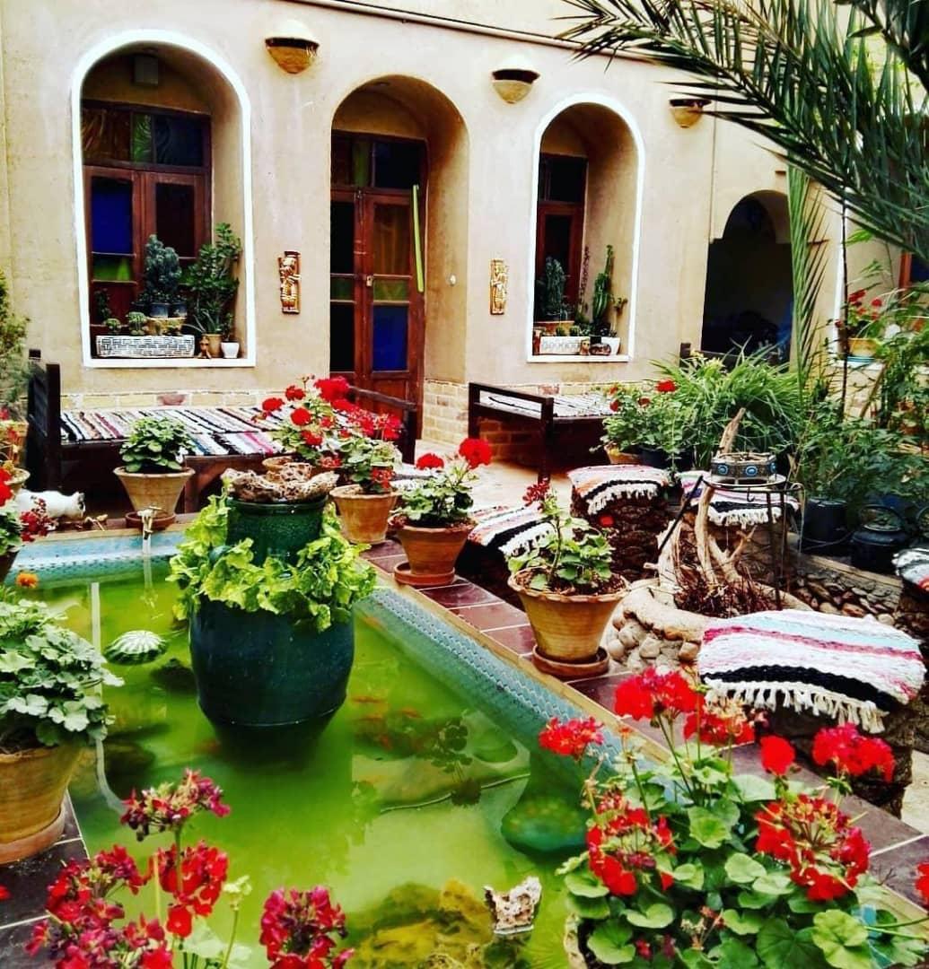 رزرو روزانه اتاق 3 نفره در خور و بیابانک