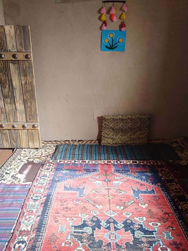 اتاق بومگردی روستایی در ارسنجان