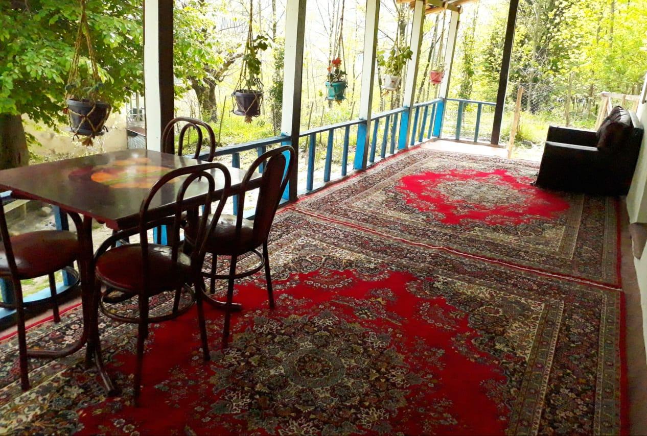 منزل بومگردی سنتی فانوس در رودبار
