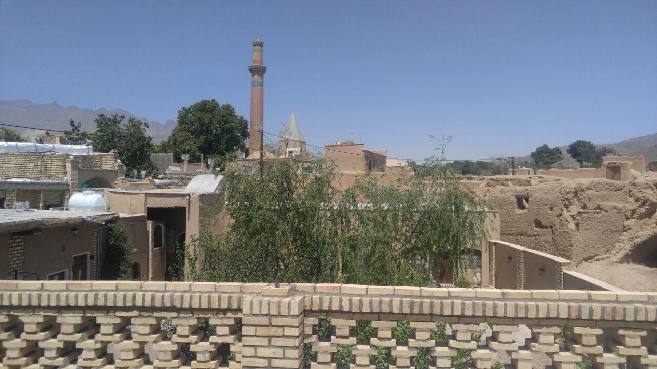 اجاره اقامتگاه بوم گردی سرای جواهر در نطنز