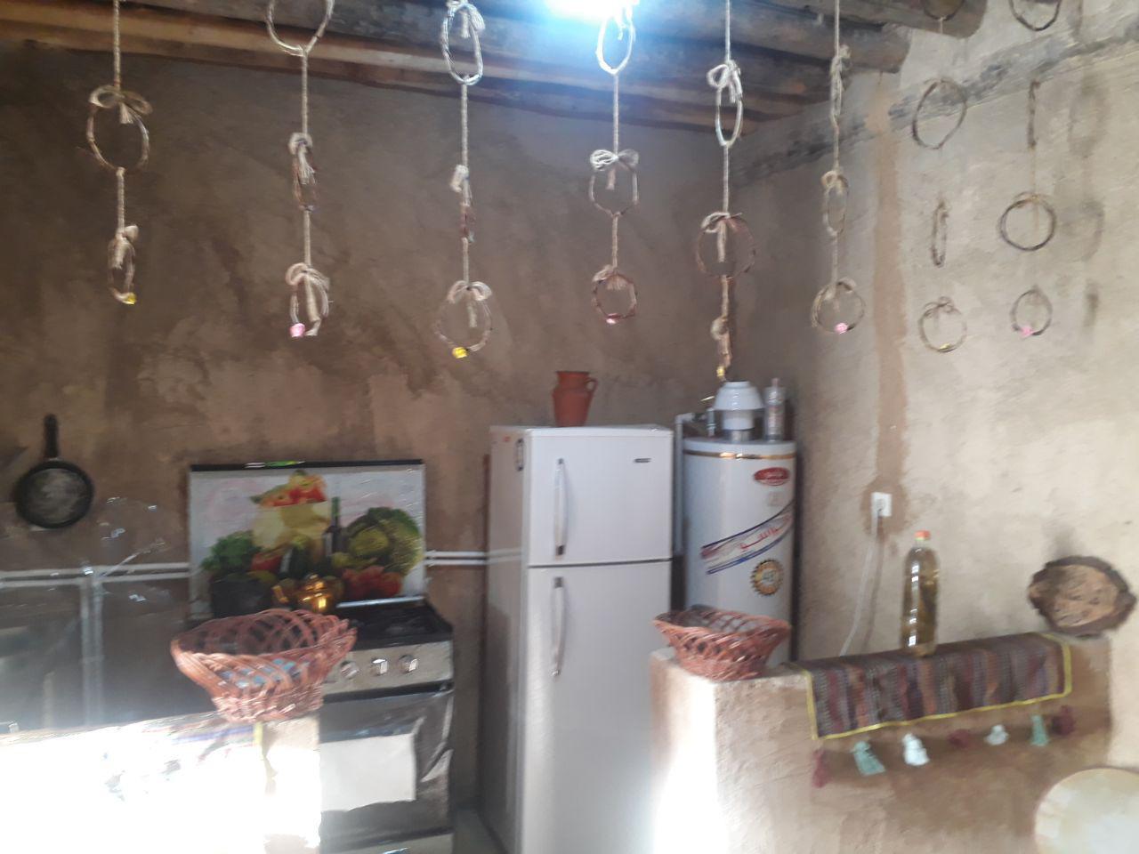 اقامتگاه بوم گردی واران در سنندج