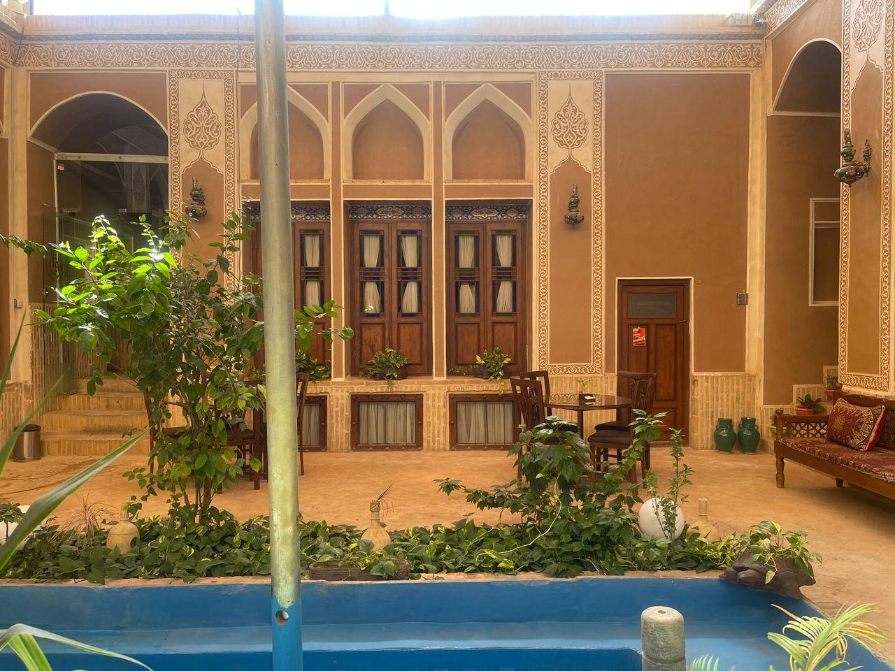 رزرو روزانه هتل سنتی رویای قدیم در یزد