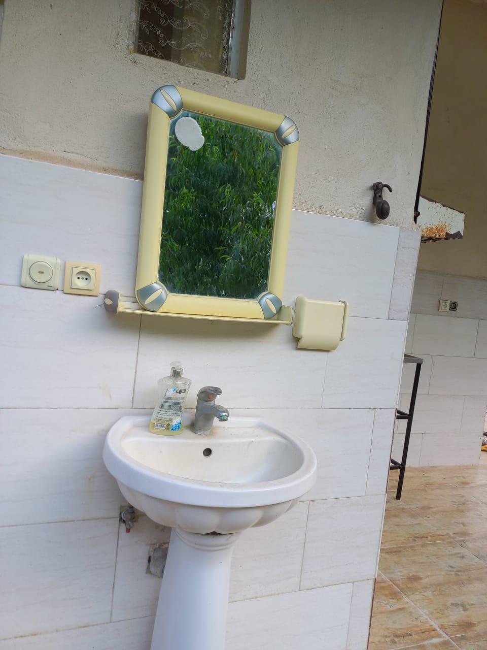 سوئیت روستایی تمیز و دربست در صومعه سرا