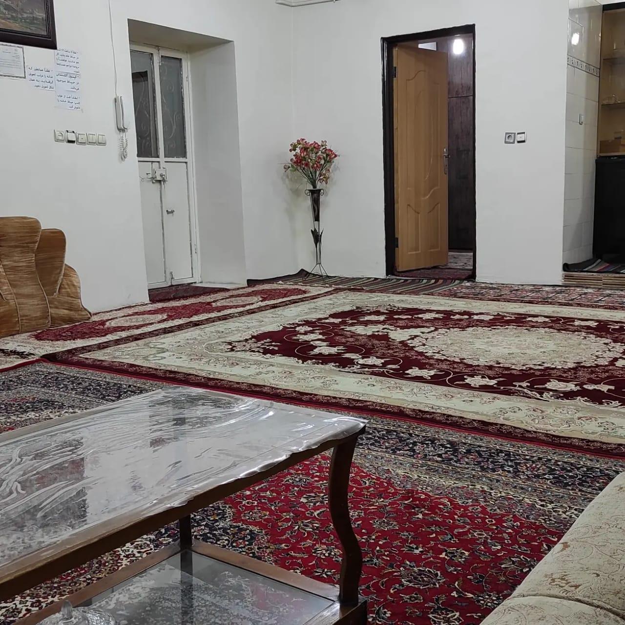 خانه اجاره ای با حیاط دلباز و ویو عالی