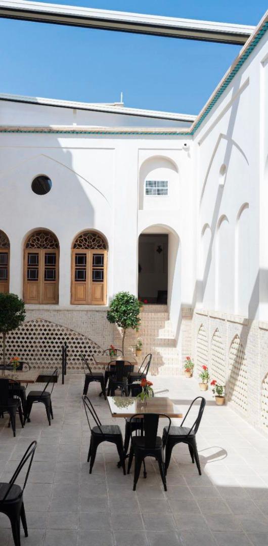 اجاره اتاق هتلی با فضای سنتی در کاشان