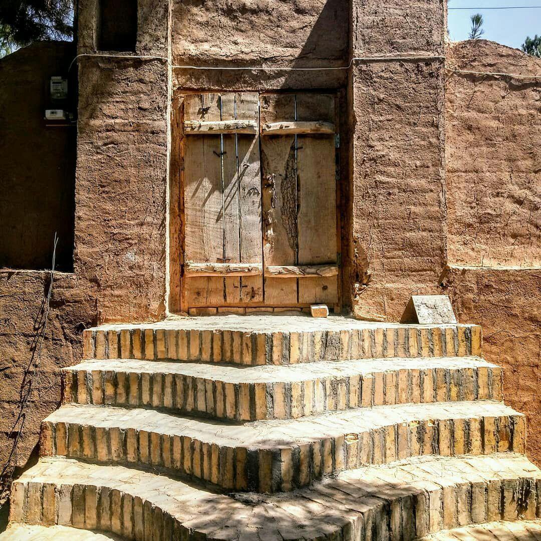 اجاره اقامتگاه بوم گردی نایب علی خان در بیارجمند