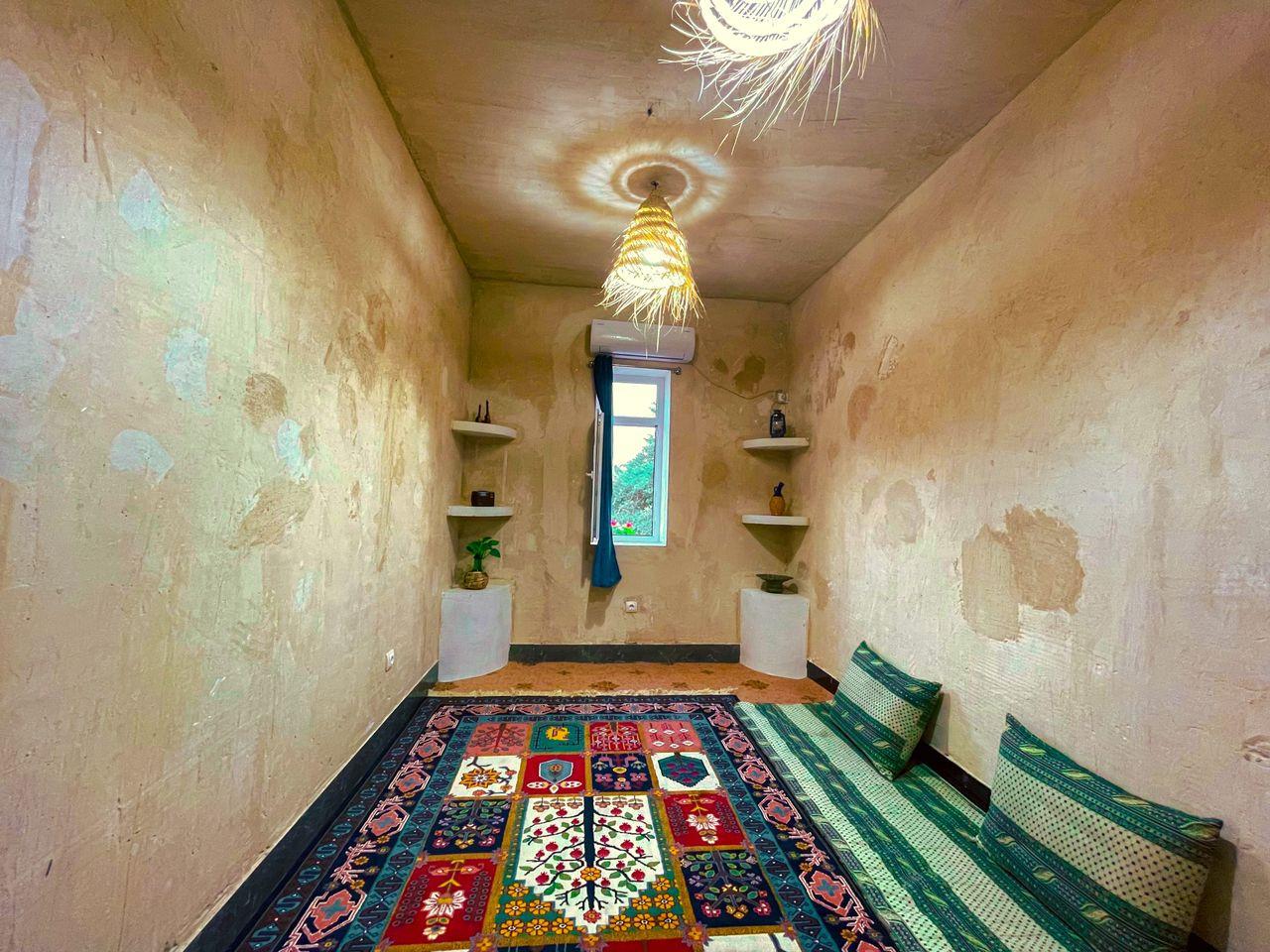 اقامتگاه بوم گردی نگارستان در خورموج