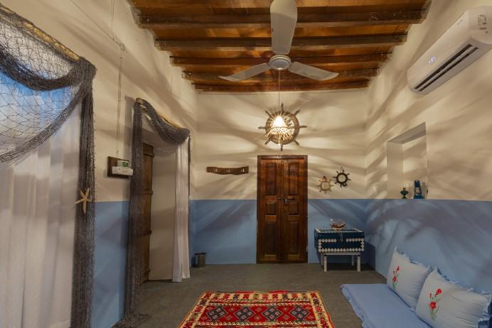 اقامتگاه بوم گردی آهید در بندر کنگان