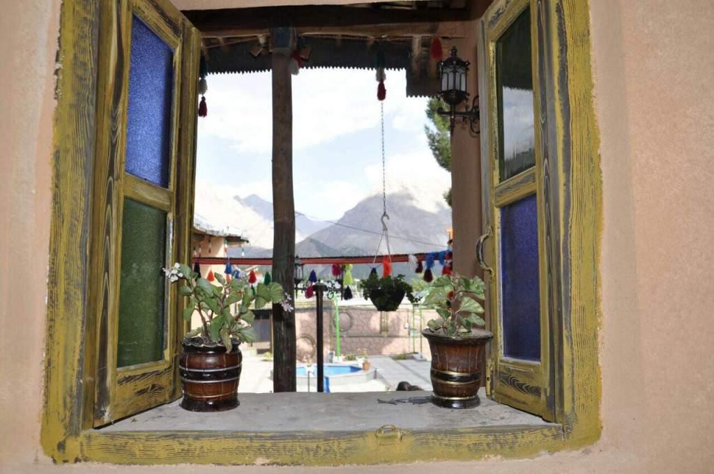 اقامتگاه بوم گردی رئیس در سی سخت