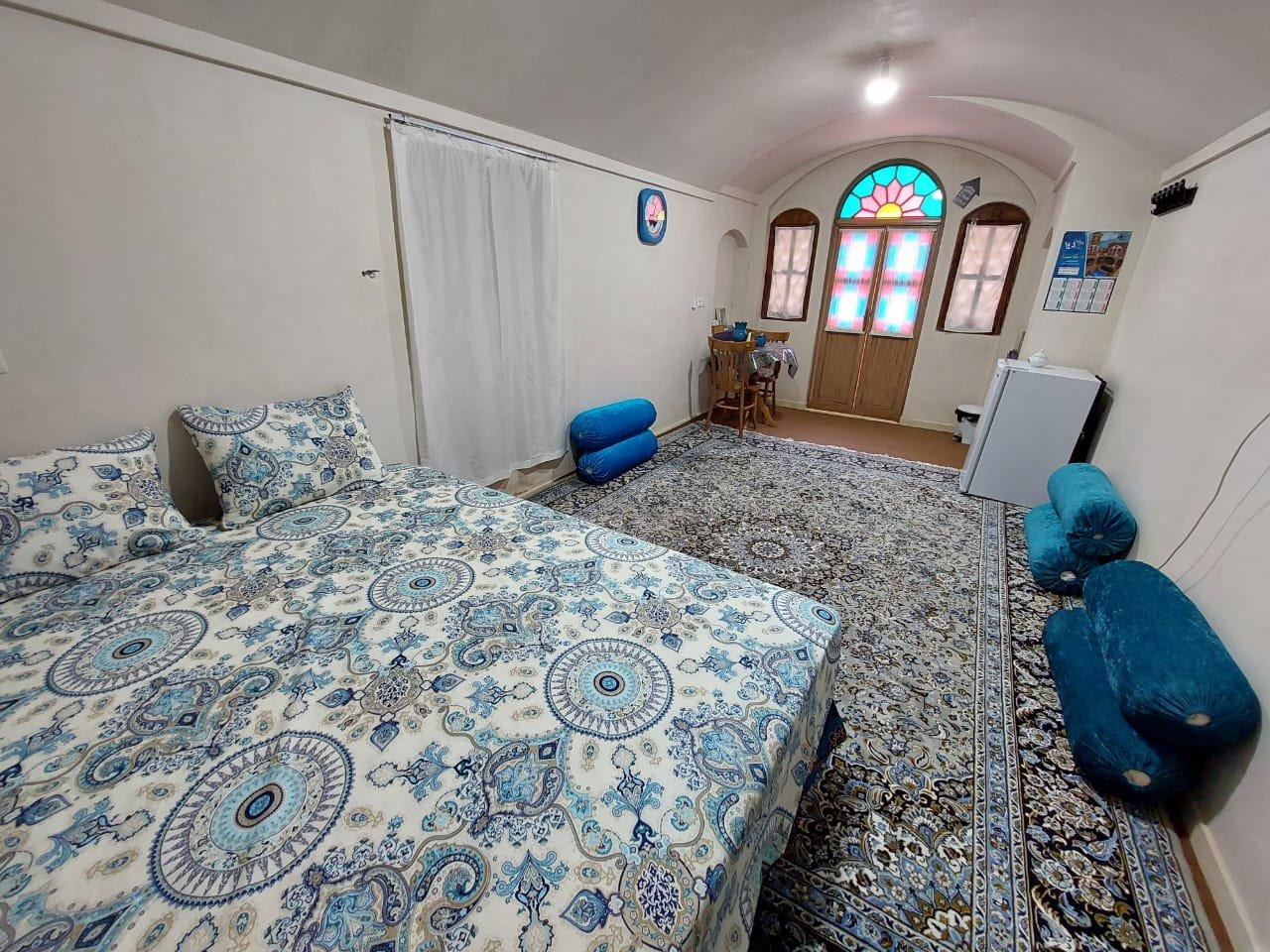 بوم گردی عمارت مهربانو در آران و بیدگل