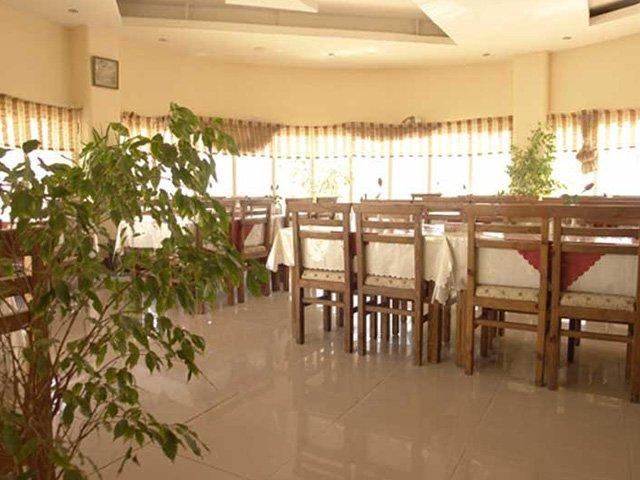 سوئیت3نفره - هتل آپارتمان رمیله در عسلویه