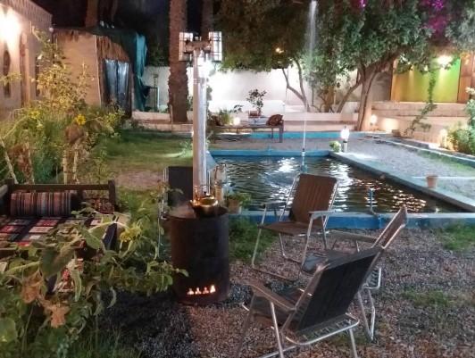 اقامتگاه بوم گردی نخل و نارنج در بم