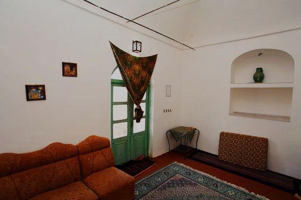 اجاره اقامتگاه بوم گردی عمارت دلگشا در ماهان