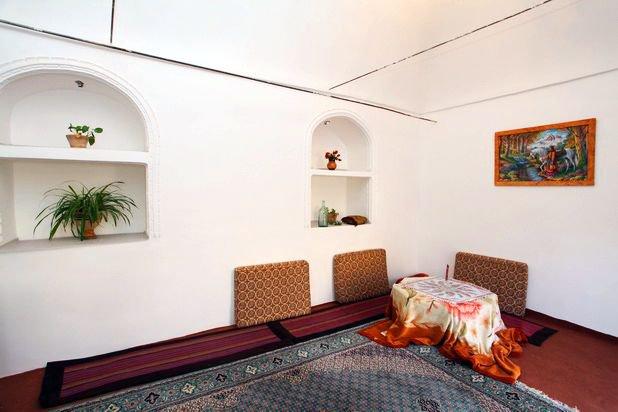 اجاره اقامتگاه بوم گردی عمارت دلگشا در ماهان