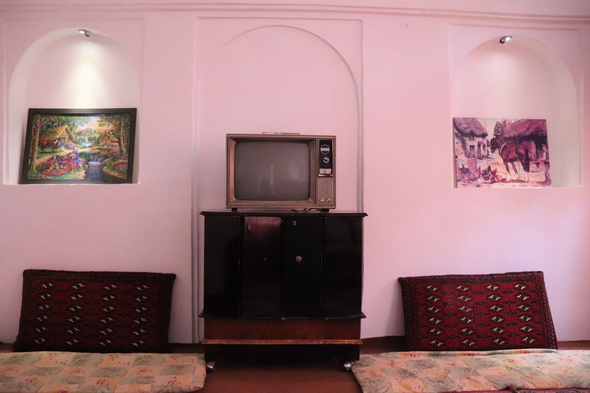 اجاره اقامتگاه بوم گردی عمارت دلگشا در ماهان