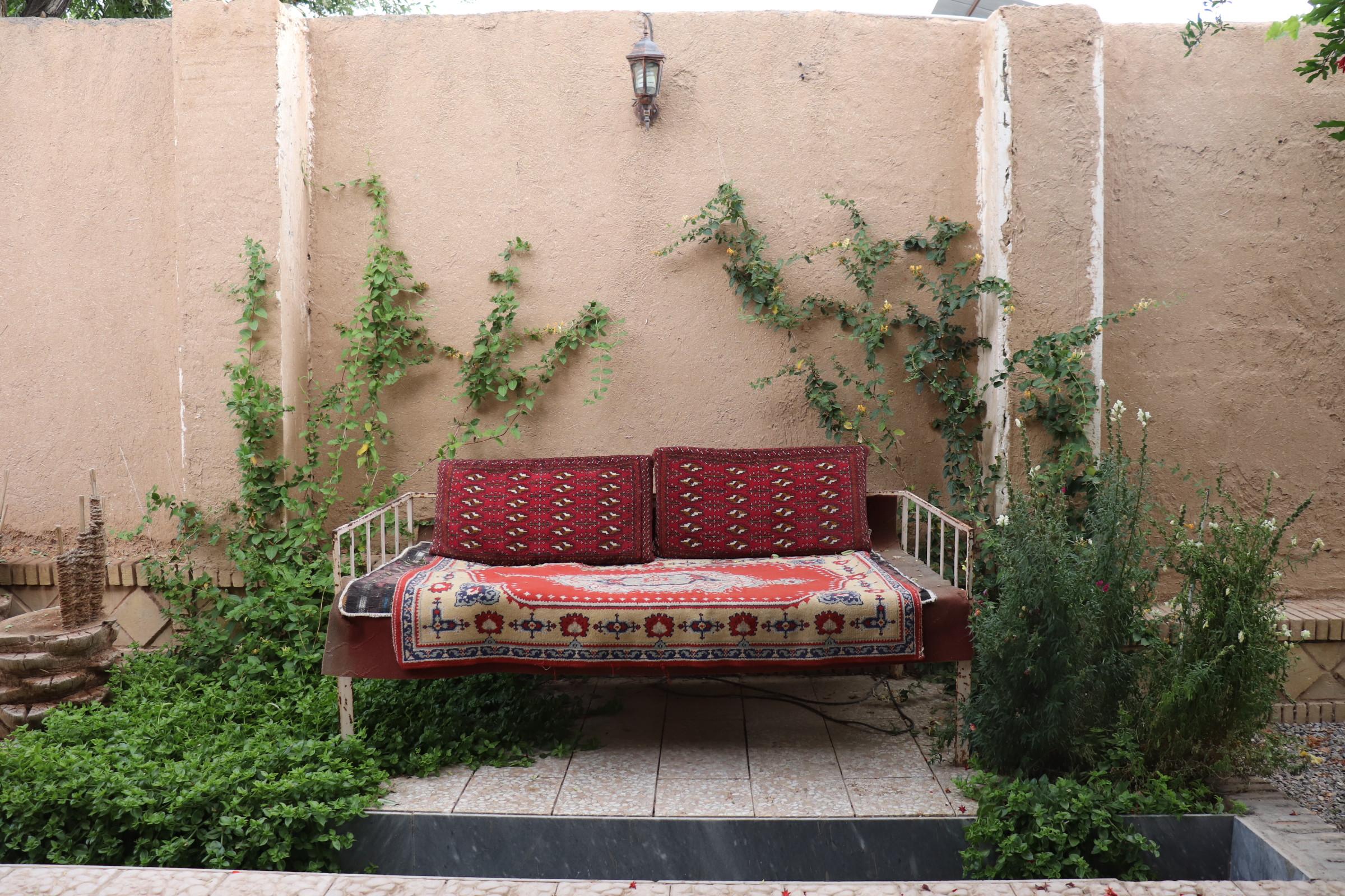 اجاره اقامتگاه بوم گردی عمارت دلگشا در ماهان