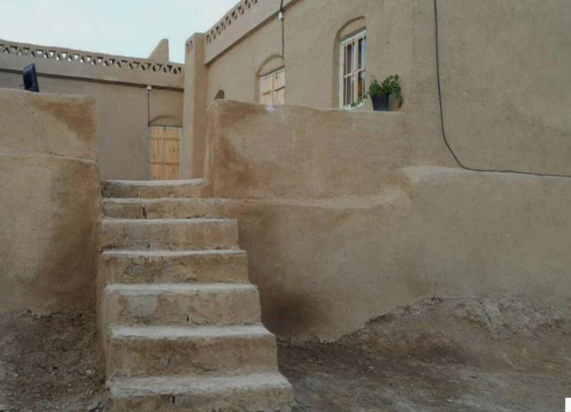 اقامتگاه بوم گردی کلبه آرامش در زهک