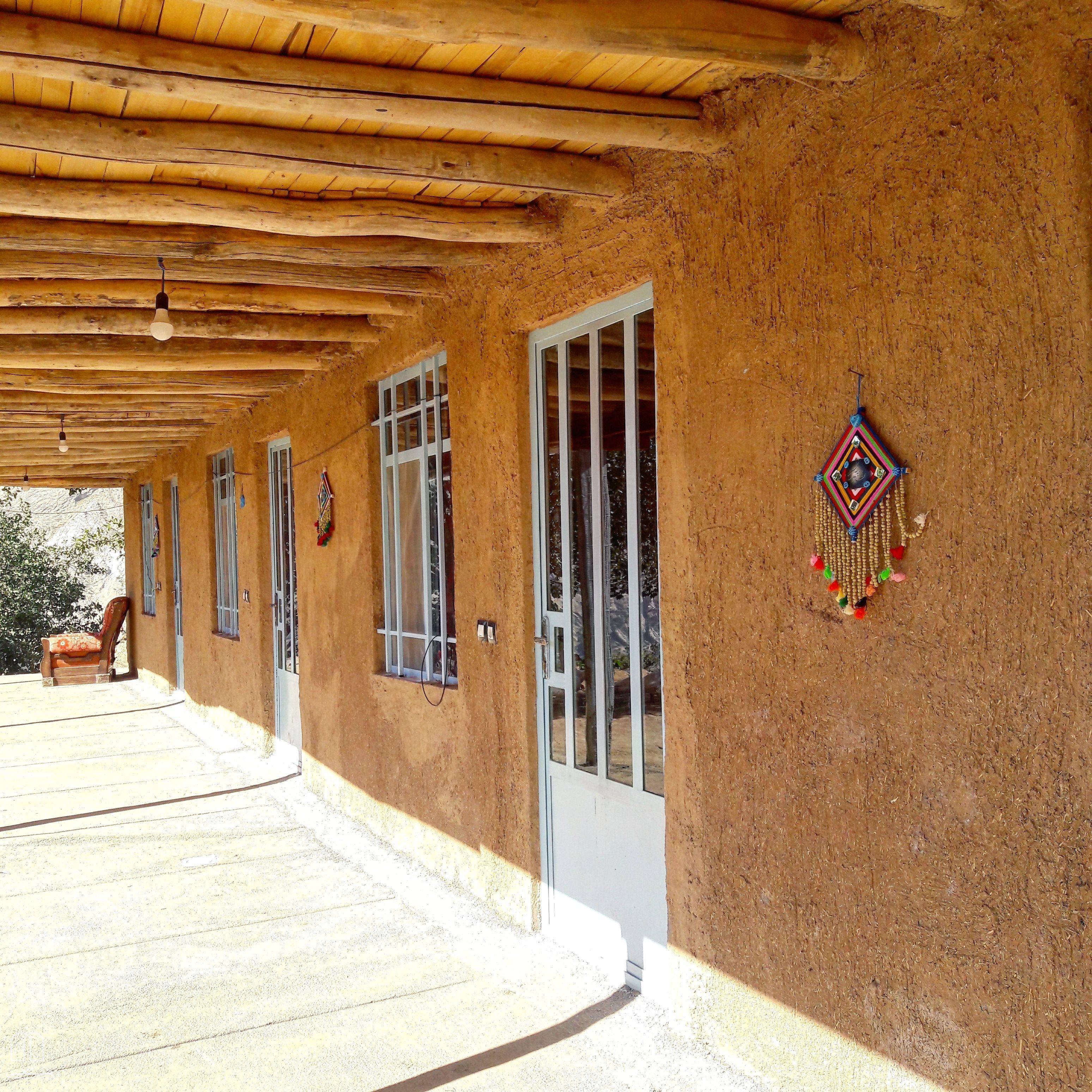 اقامتگاه بوم گردی دار بلوط در خرم آباد