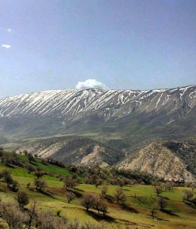 اقامتگاه بوم گردی دار بلوط در خرم آباد