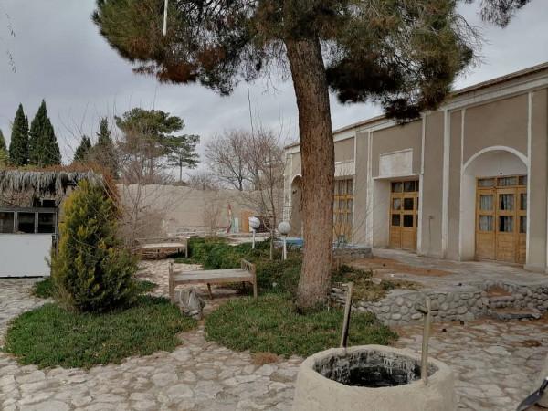 اقامتگاه بوم گردی دونا در شهربابک