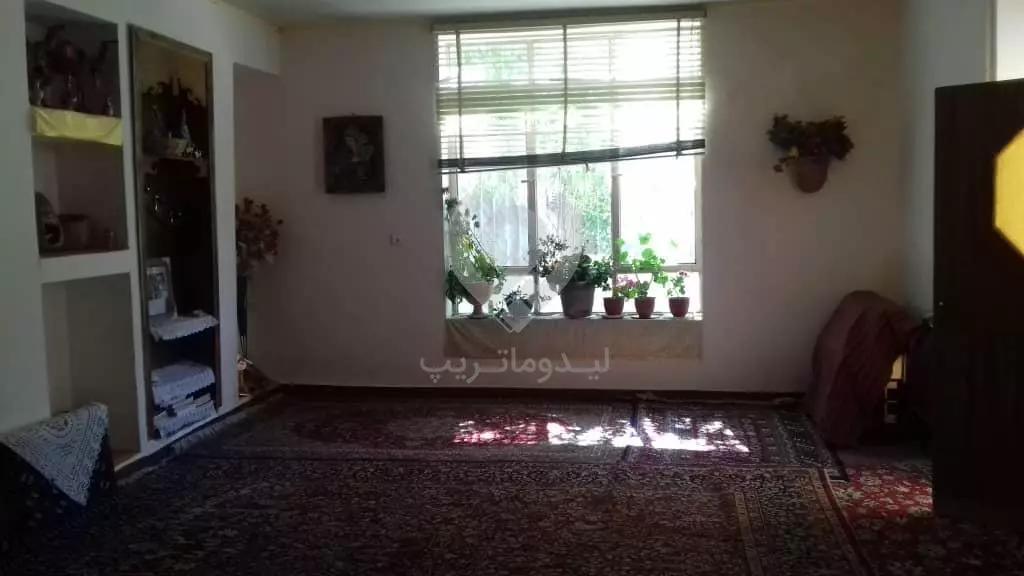 اجاره اقامتگاه بوم گردی بالا چشمه در بزنجان