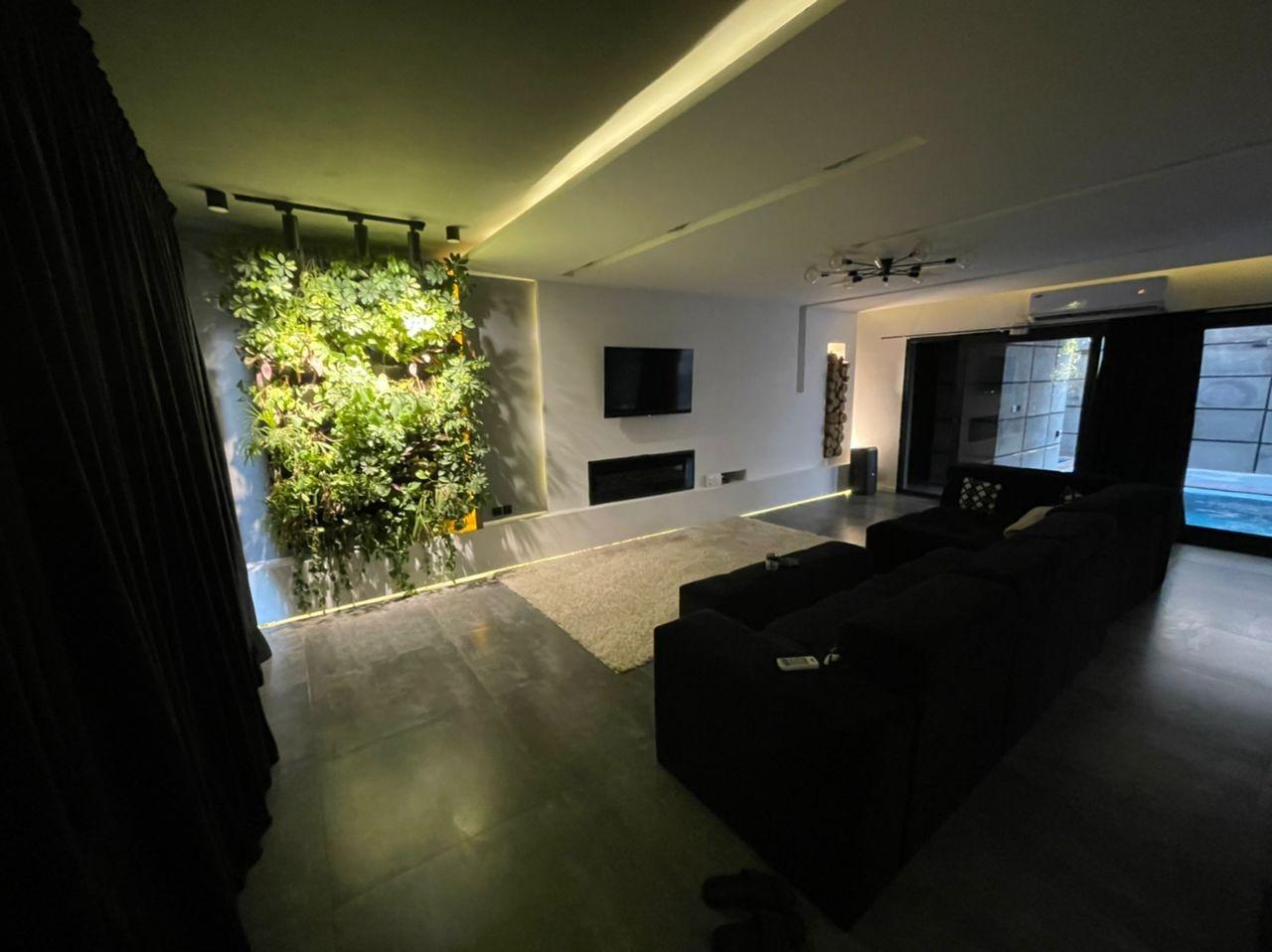 ویلا مدرن با استخر سرپوشیده در محموآباد