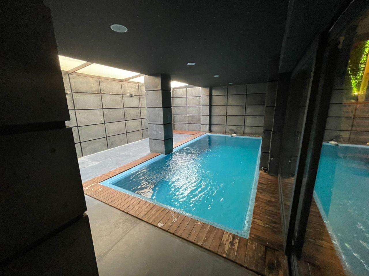 ویلا مدرن با استخر سرپوشیده در محموآباد