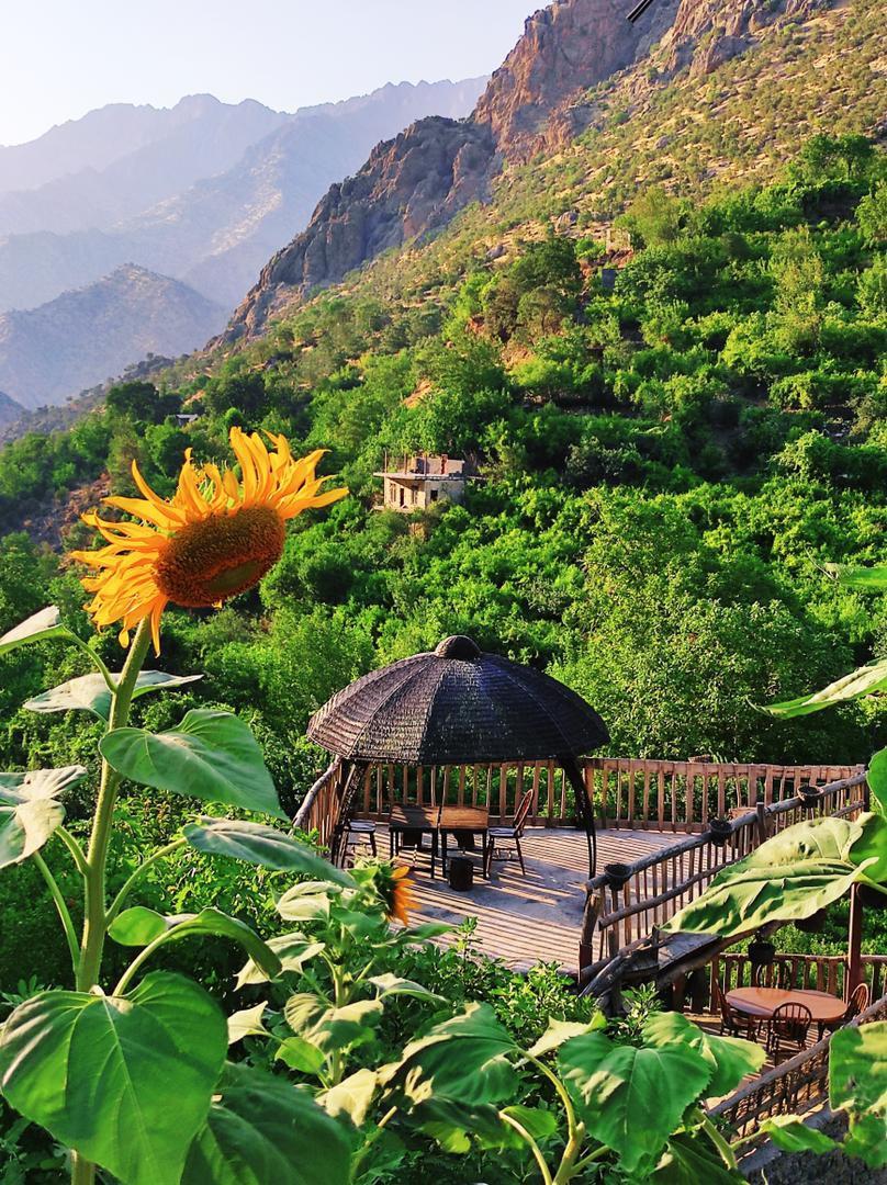 اجاره اقامتگاه بوم گردی نگین هورامان در پاوه