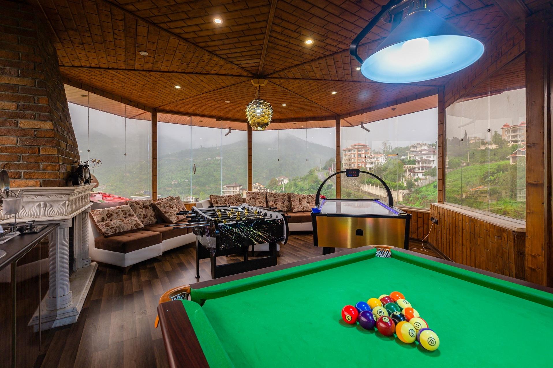 ویلا تریپلکس لاکچری استخردار جنگلی در اربکله رامسر