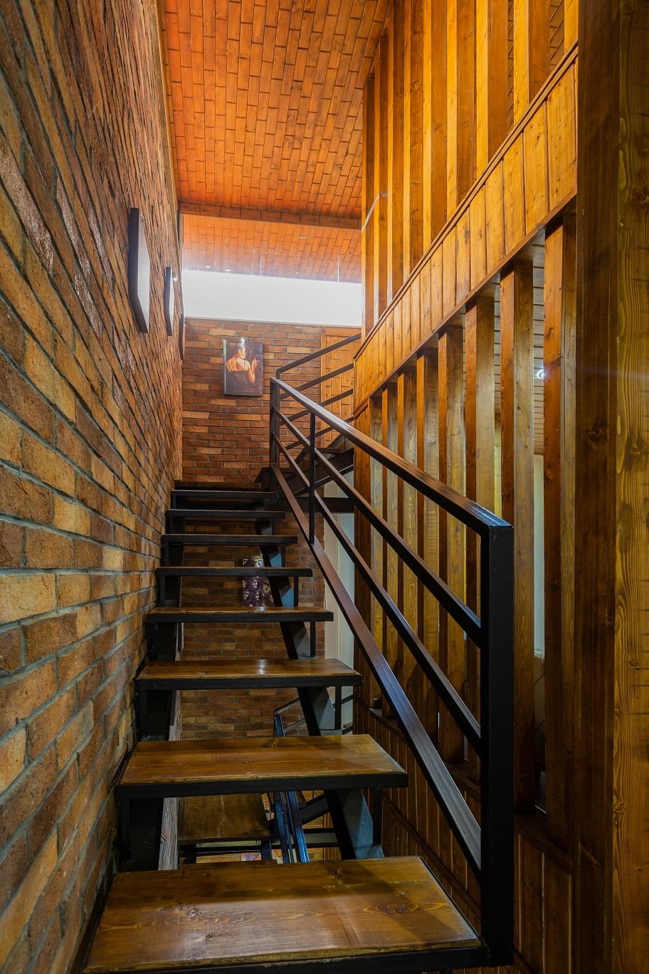 ویلا تریپلکس لاکچری استخردار جنگلی در اربکله رامسر