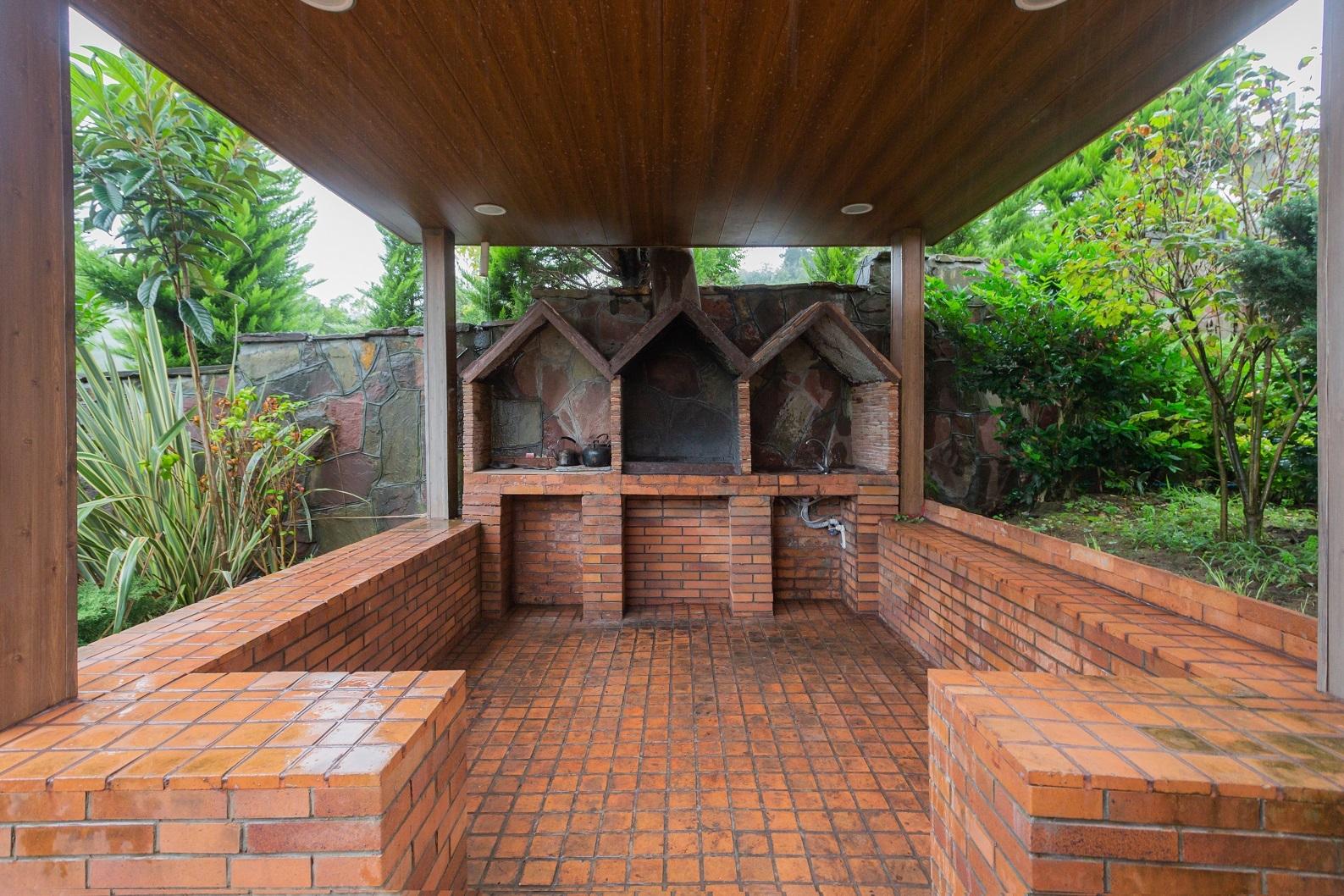 ویلا تریپلکس لاکچری استخردار جنگلی در اربکله رامسر