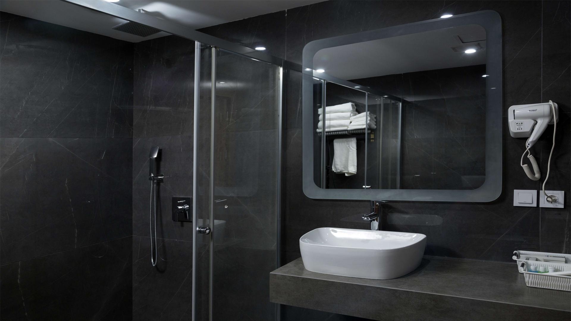 3تخته امپریال پلاس هتل یاکاموز اردبیل