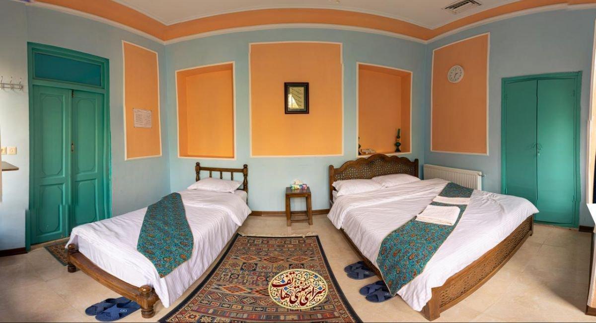 اقامتگاه بوم گردی سرای سنتی هاتف اصفهان