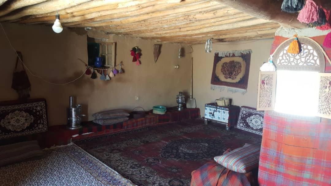 اقامتگاه بوم گردی سابات کانی کچکینه روانسر