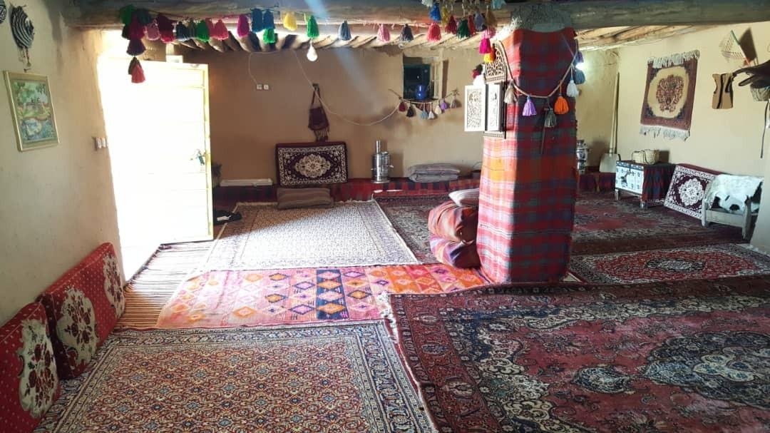 اقامتگاه بوم گردی سابات کانی کچکینه روانسر