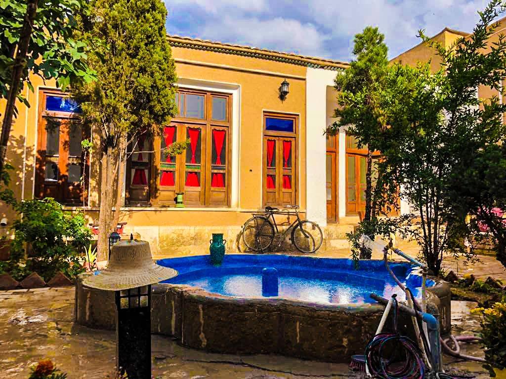 رزرو اقامتگاه سنتی اشکانی در اصفهان