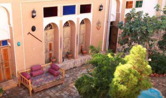 رزرو اقامتگاه سنتی اشکانی در اصفهان