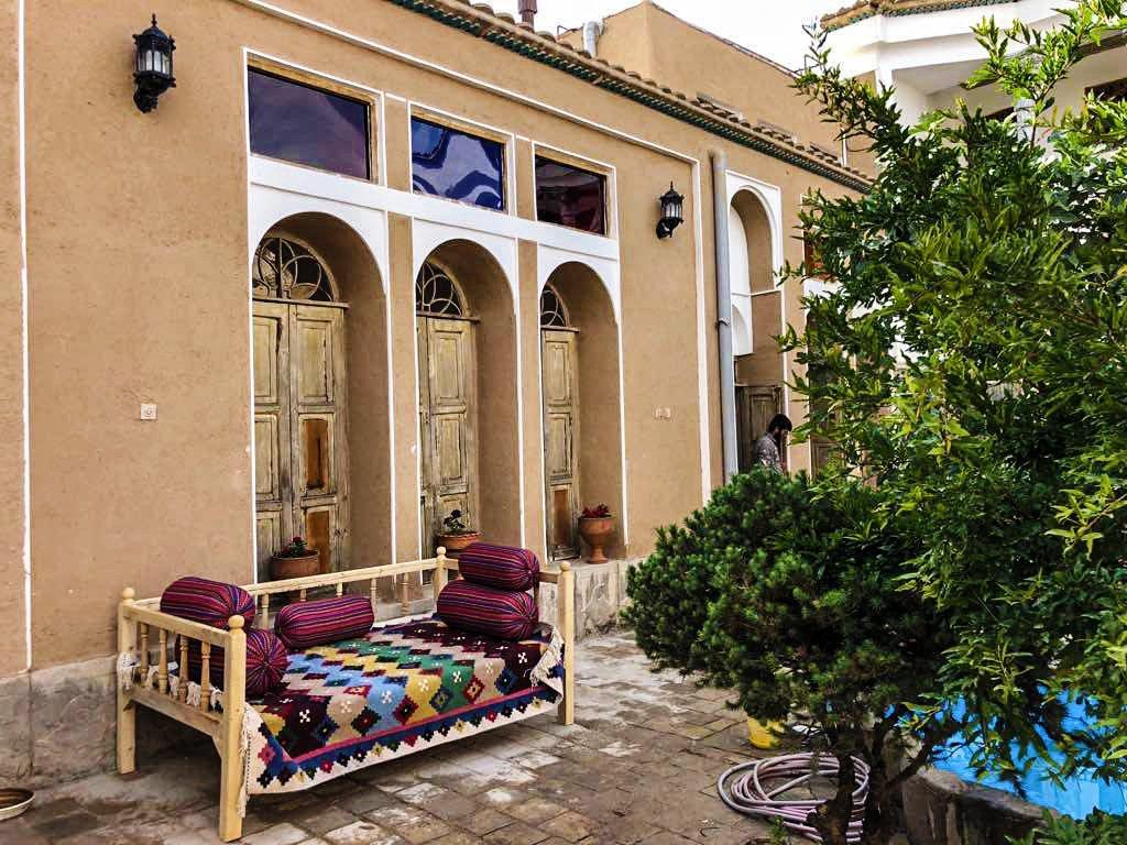 رزرو اقامتگاه سنتی اشکانی در اصفهان