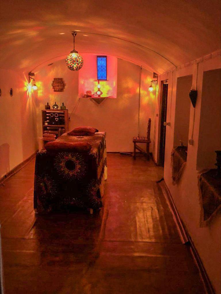 رزرو اقامتگاه سنتی اشکانی در اصفهان