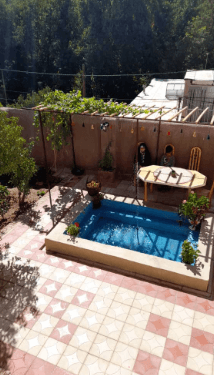 اقامتگاه خانه سادات در تویسرکان