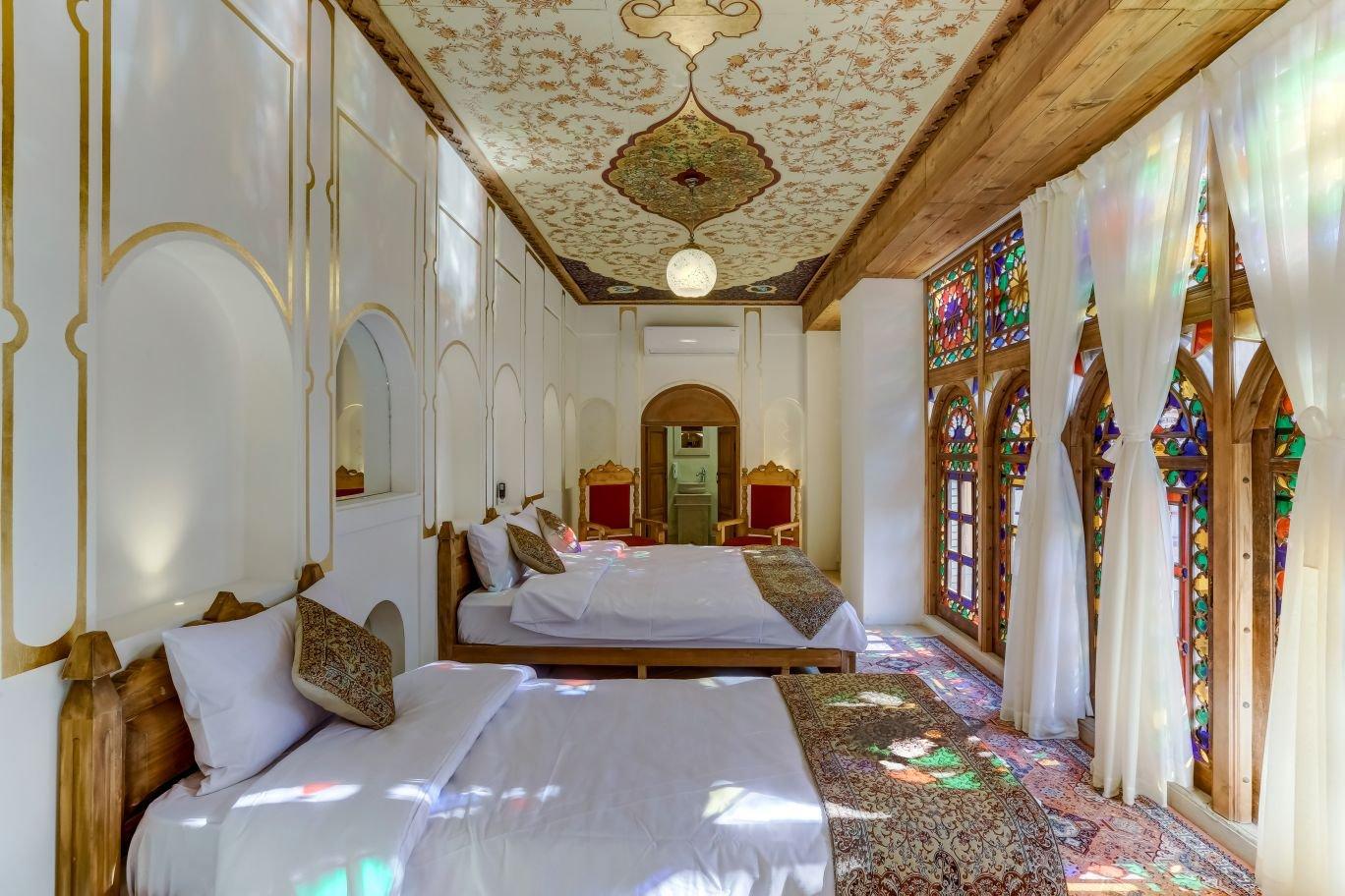 رزرو بوتیک هتل سنتی ایران مهر در شیراز