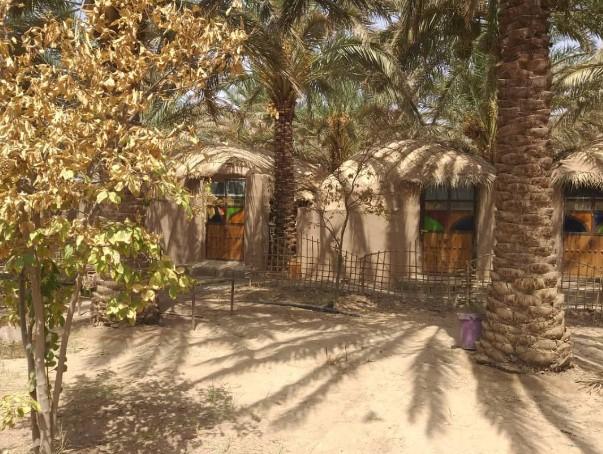 اقامتگاه بوم گردی نخلستان کویر در شهداد