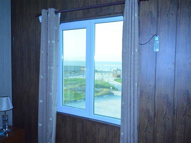 اتاق 2تخته هتلی روبه دریا در قشم