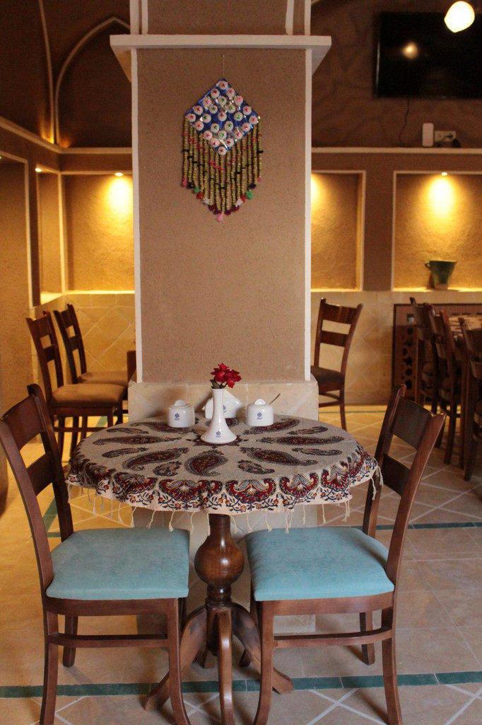 هتل سنتی فلاحتی در کاشان