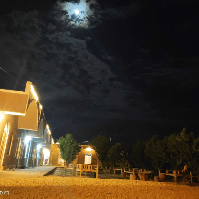 بوم‌گردی ستاره کویر ابوزیدآباد