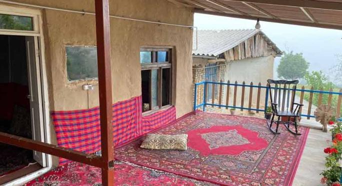 اجاره اقامتگاه بوم گردی زرتشت در مینودشت