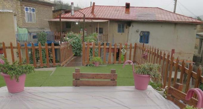 اجاره اقامتگاه بوم گردی زرتشت در مینودشت