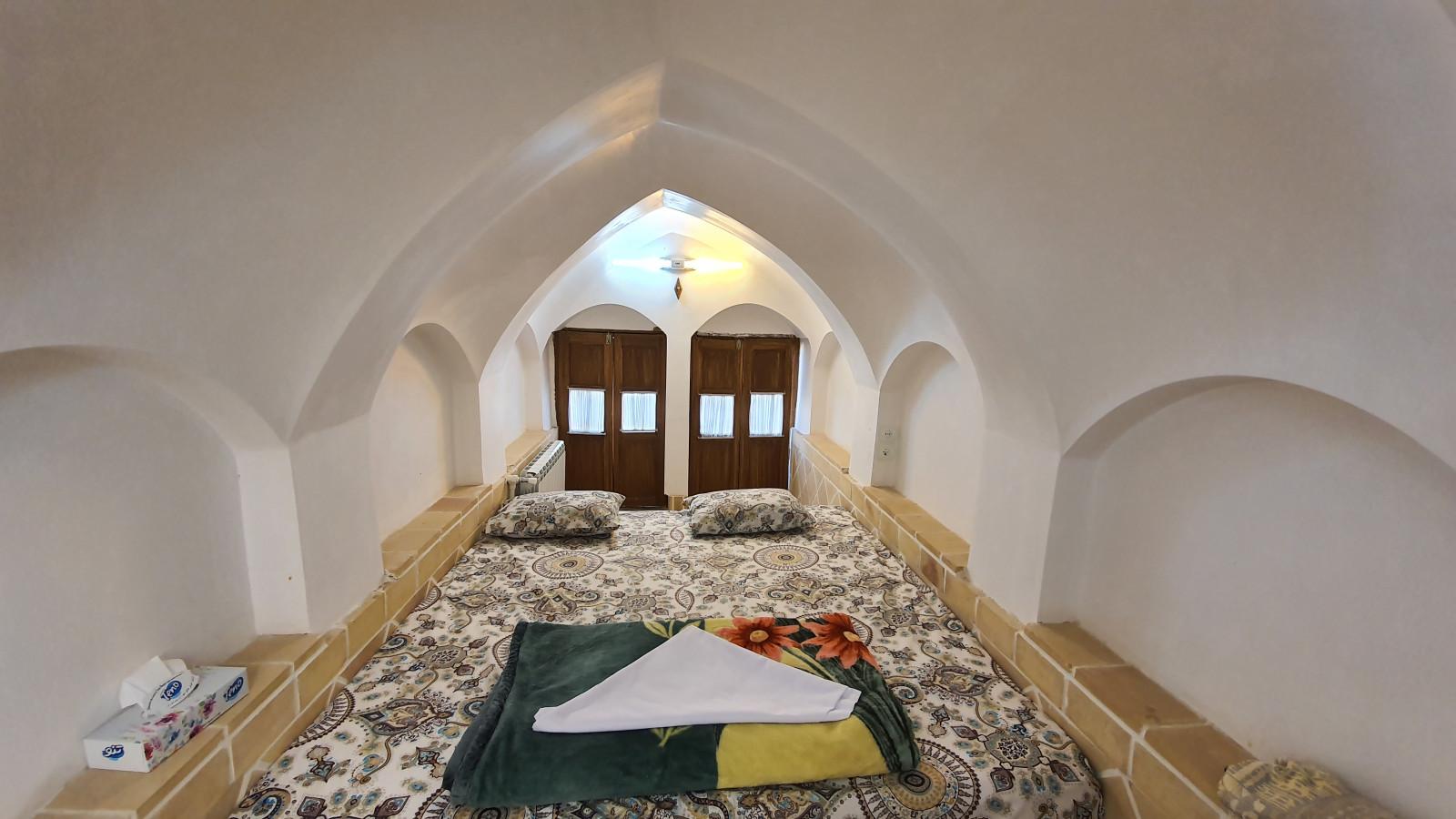 اجاره بوم گردی سرای سایه در کاشان