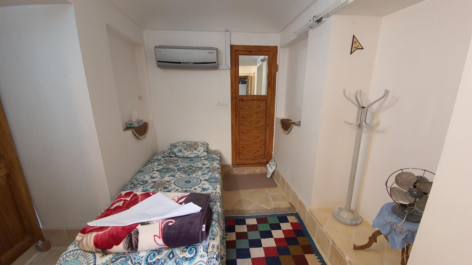 اجاره بوم گردی سرای سایه در کاشان