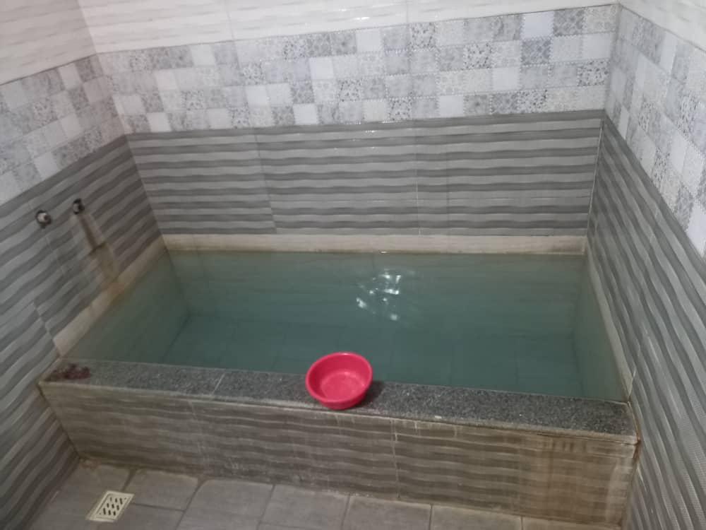 سوئیت روزانه در آبگرم رینه لاریجان